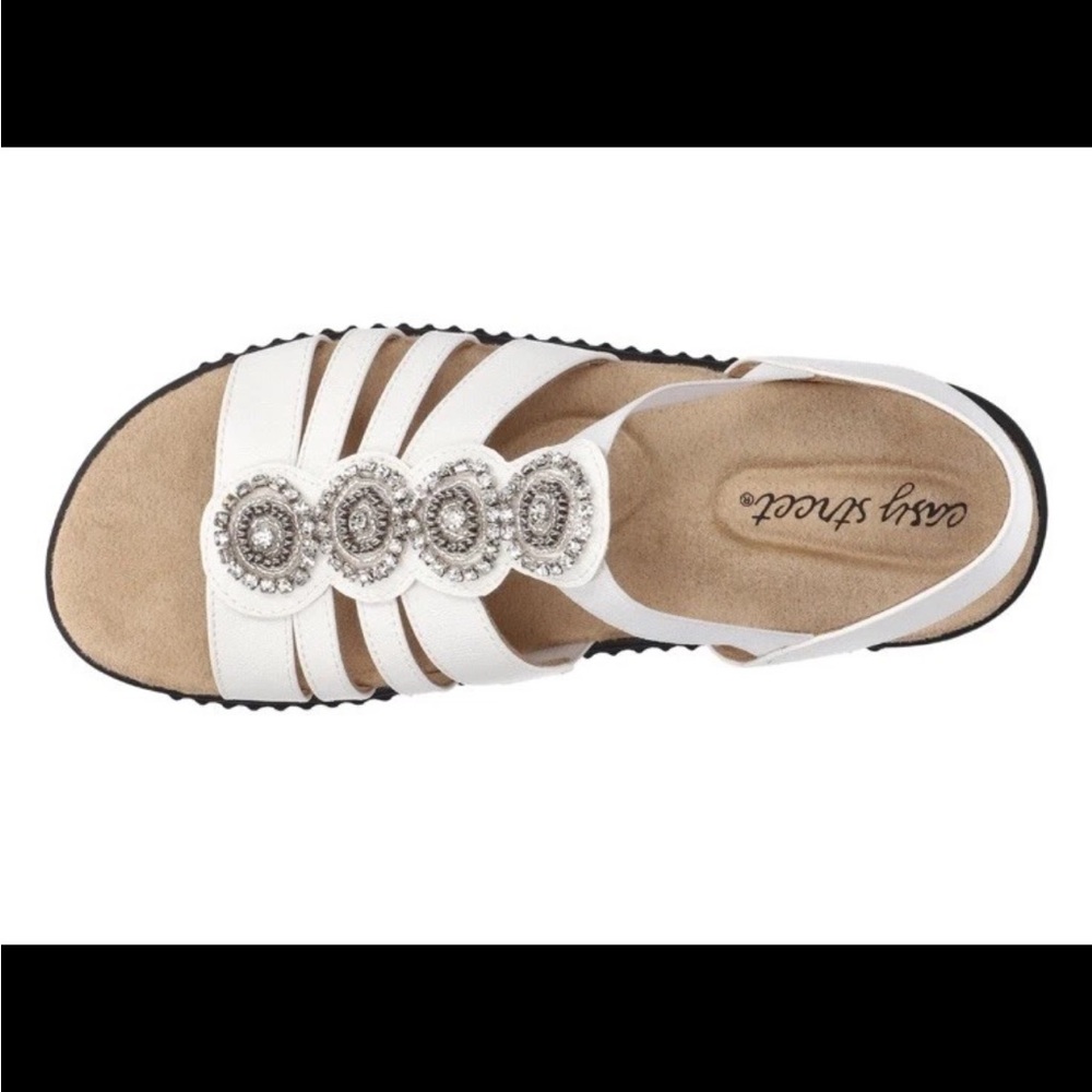 Easy Street Samira Women’s white  Sandal Size 8 - Picture 3 of 10
